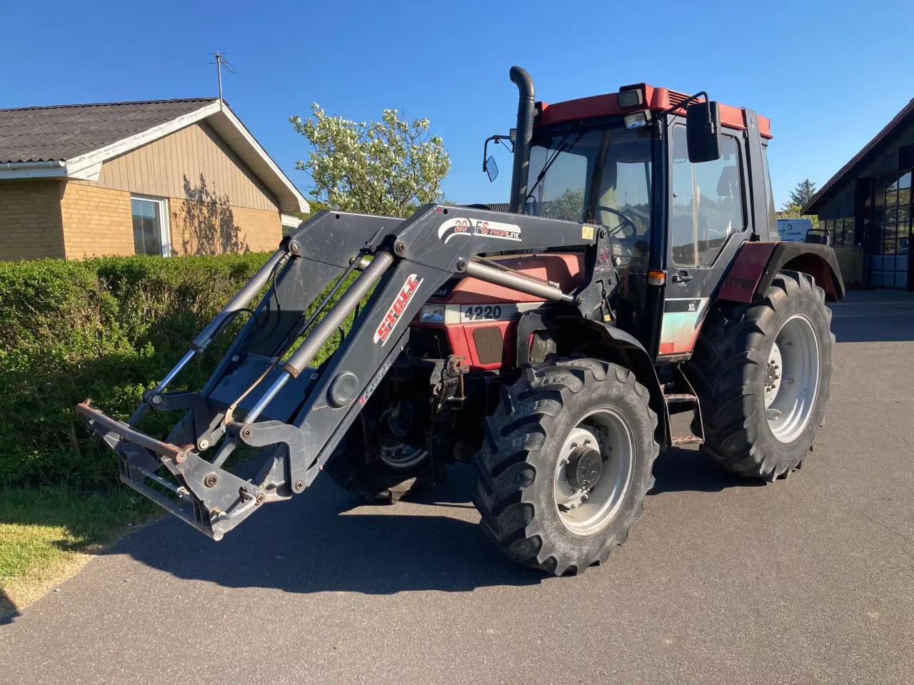 Billede 1 - Case IH 4220 4wd med frontlift og frontlæsser