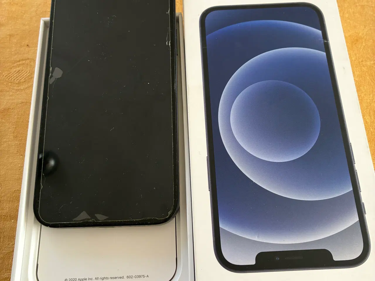 Billede 1 - iPhone 12 med emballage 