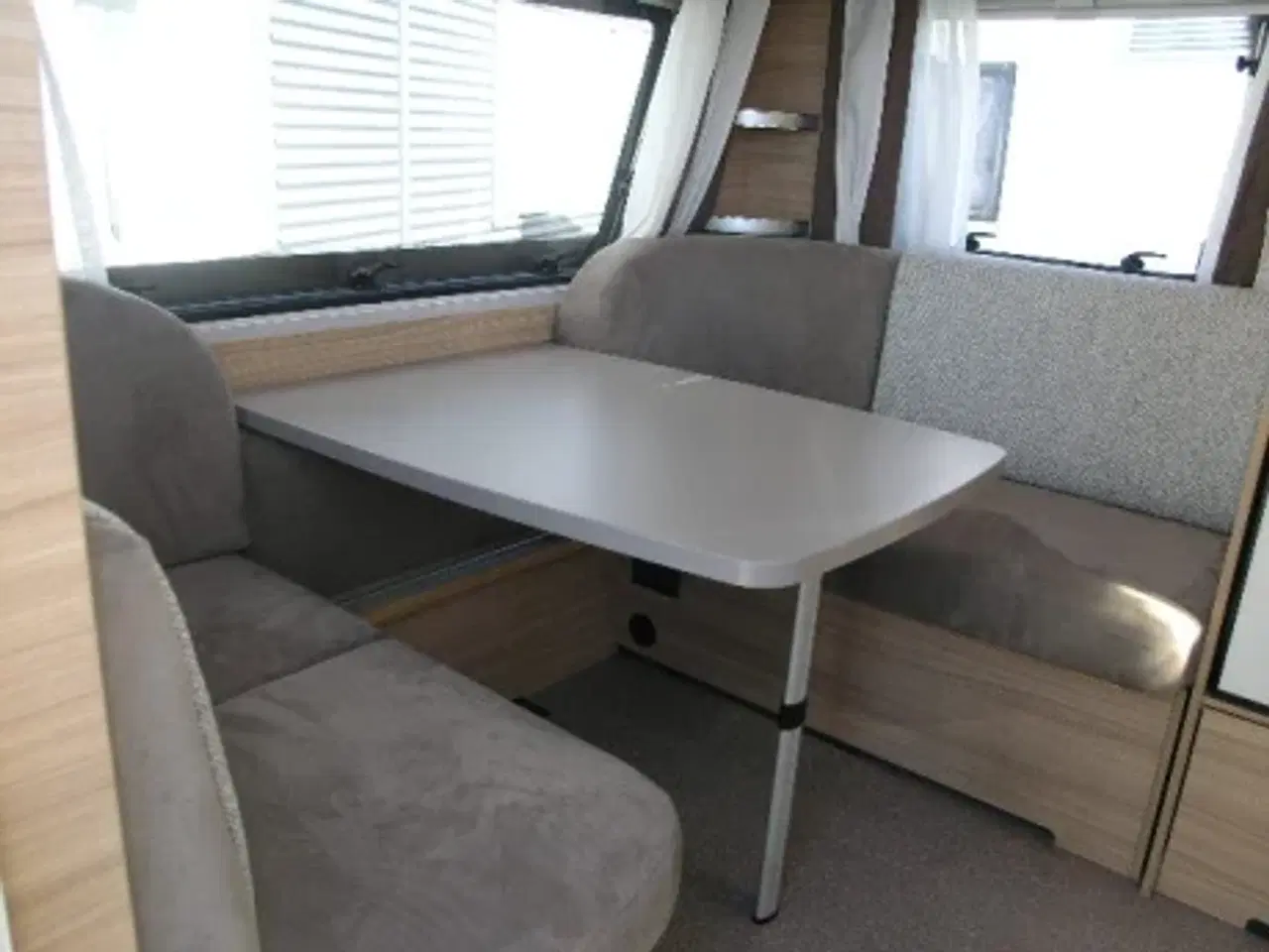 Billede 4 - Dethleffs Camper 460 EL