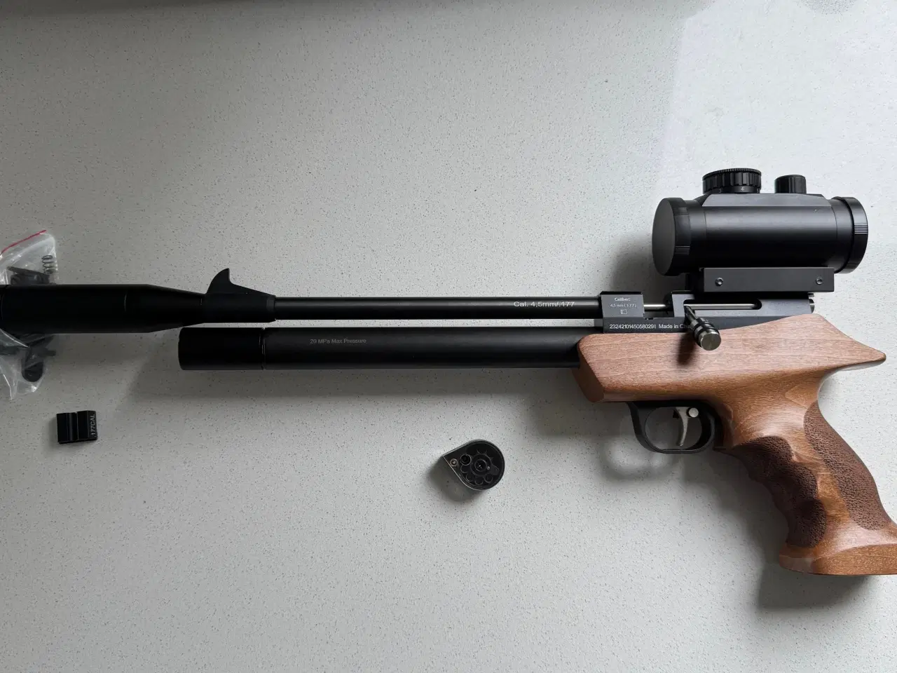 Billede 1 -  Diana Bandit Luftpistol PCP
