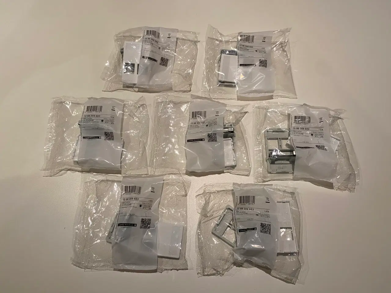 Billede 2 - Netværksudtag, 1,5 modul, Systimax/CommScope, FUGA