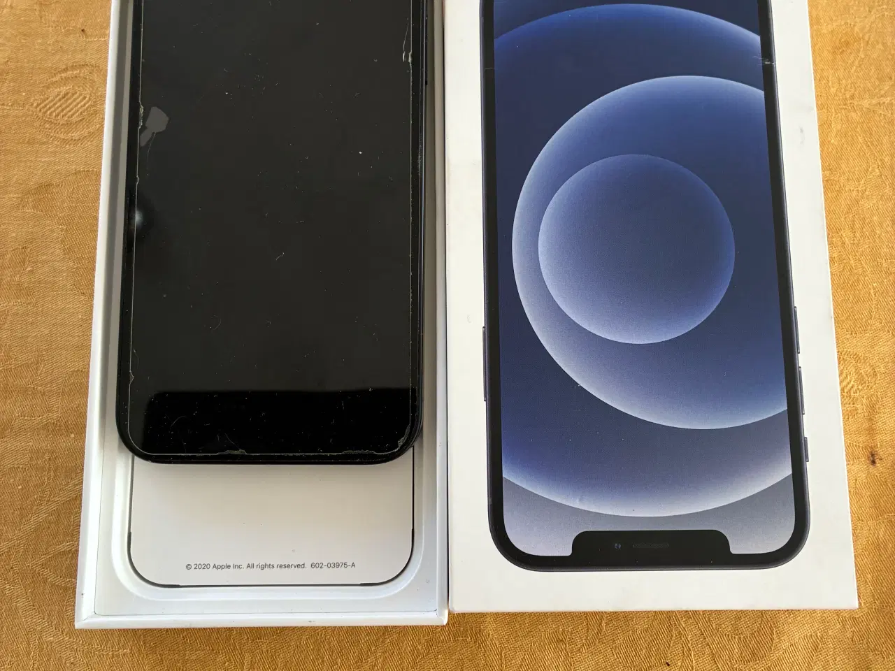 Billede 2 - iPhone 12 med emballage 