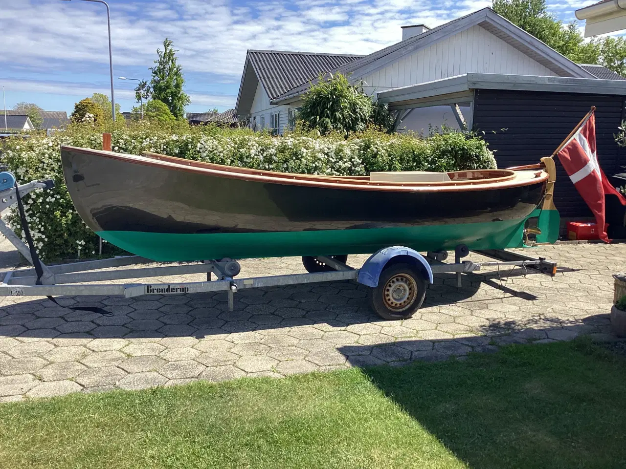 Billede 1 - Lynæs jolle 17`