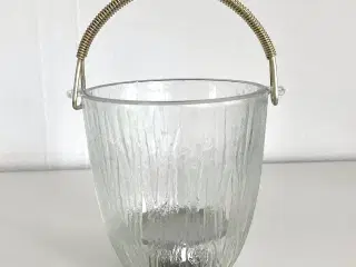 Glas Isspand 