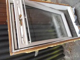 VELUX-vindue  70x120 cm - Ovenlysvindue